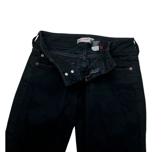 Red Engine Blue Cropped Jeans - Picture 3 of 12